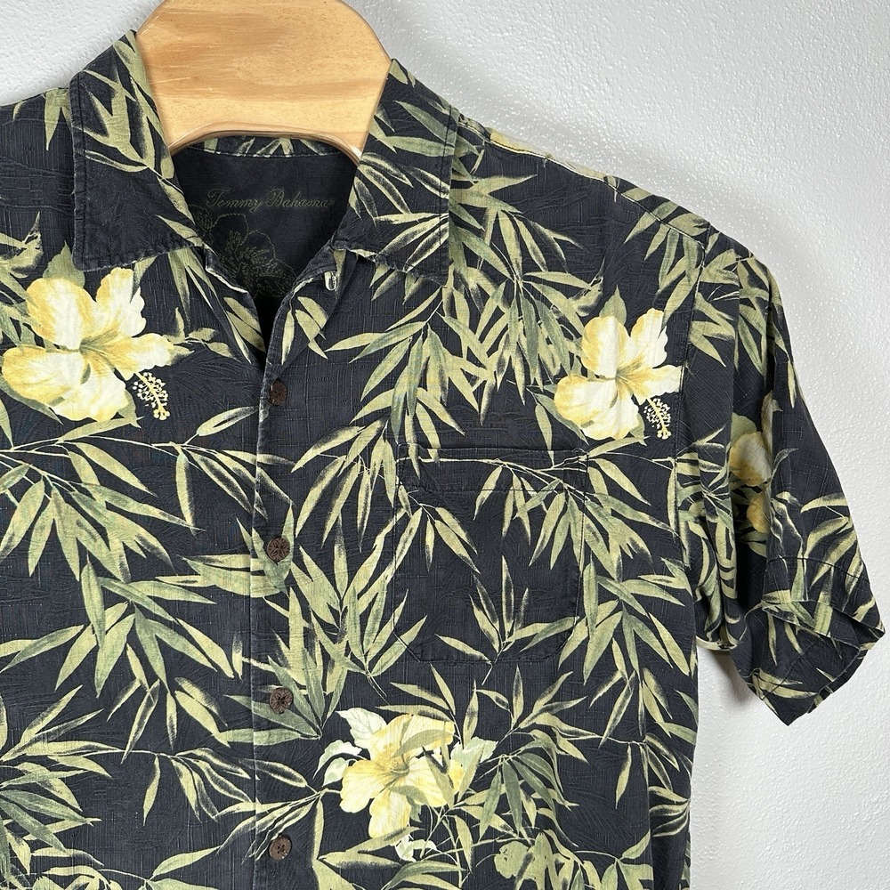 Tommy Bahama Silk Floral Hawaiian Button Up Shirt Mens XL Short Sleeve Black